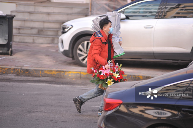 “三八”妇女节鲜花热销