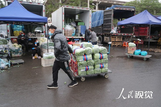 北京新发地蔬菜上市量破建场34年纪录